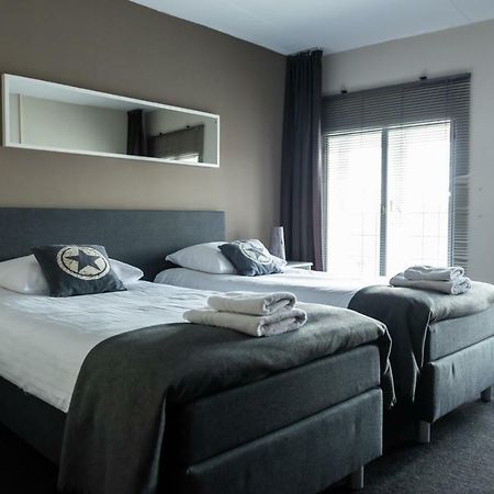 Hotel En Grand Cafe De Pauw โรมอนด์ ภายนอก รูปภาพ