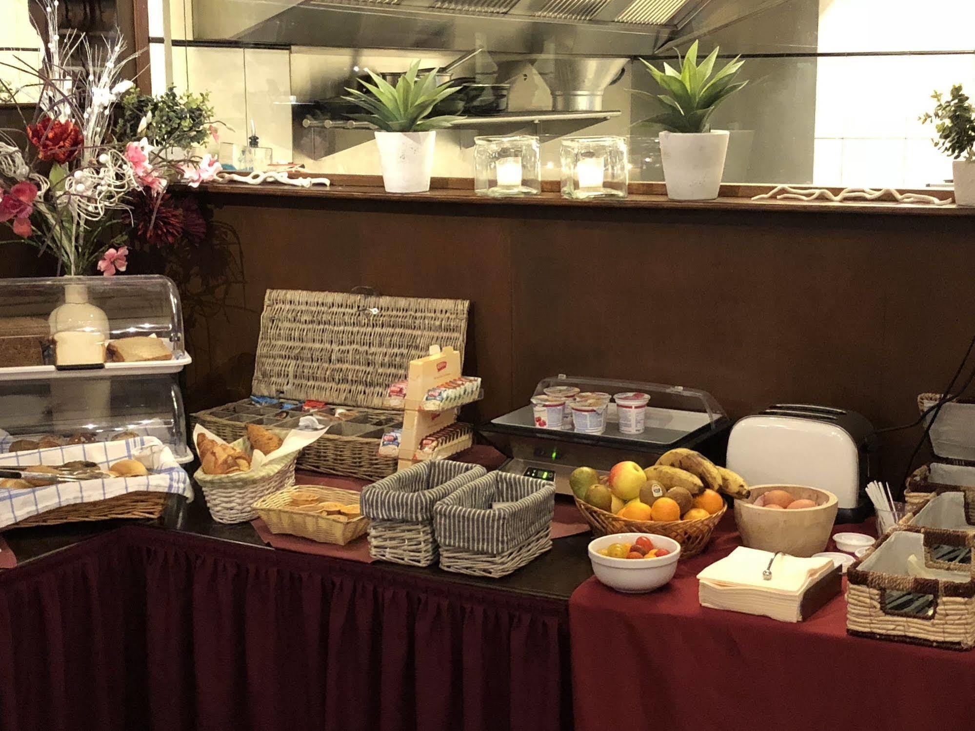 Hotel En Grand Cafe De Pauw โรมอนด์ ภายนอก รูปภาพ
